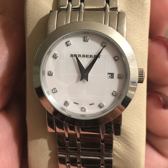 BURBERRY - GENTS HERITAGE STAINLESS STEEL WATCH - Picture 4 of 8